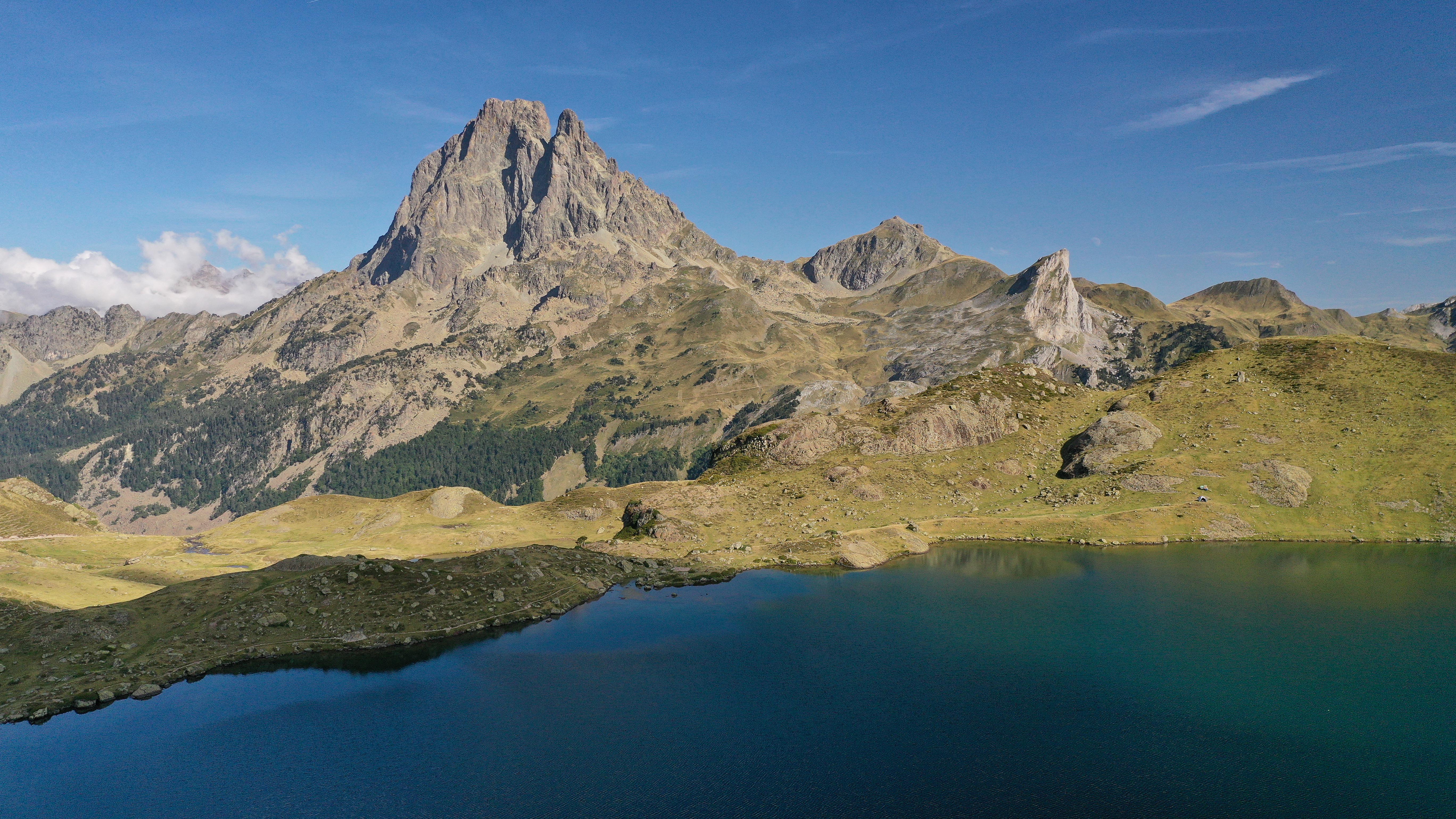 Lac de Bious Artigues et Pic du Midi d'Ossau  ©1Duvetpour2